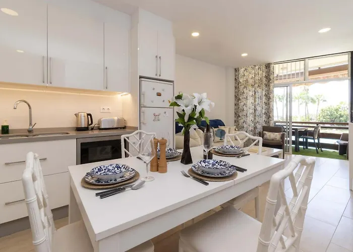 公寓 Sea Breeze Frontline *